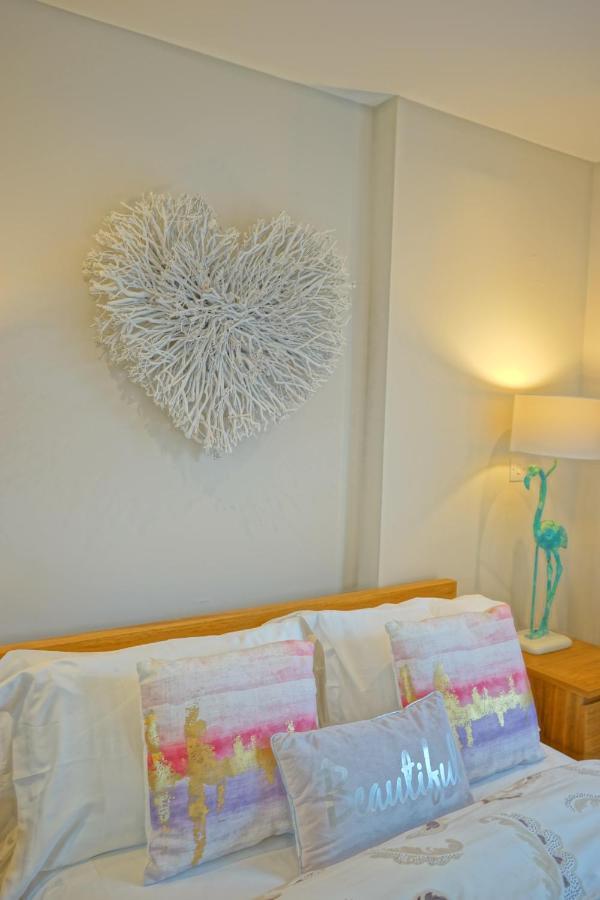 Soak Up The Light At A Soothing, Stylish Apartment In Swansea Marina Zewnętrze zdjęcie