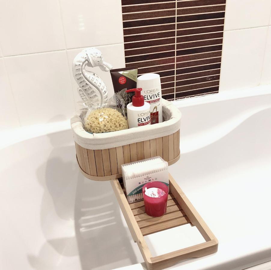 Soak Up The Light At A Soothing, Stylish Apartment In Swansea Marina Zewnętrze zdjęcie