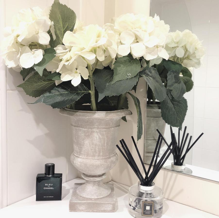 Soak Up The Light At A Soothing, Stylish Apartment In Swansea Marina Zewnętrze zdjęcie